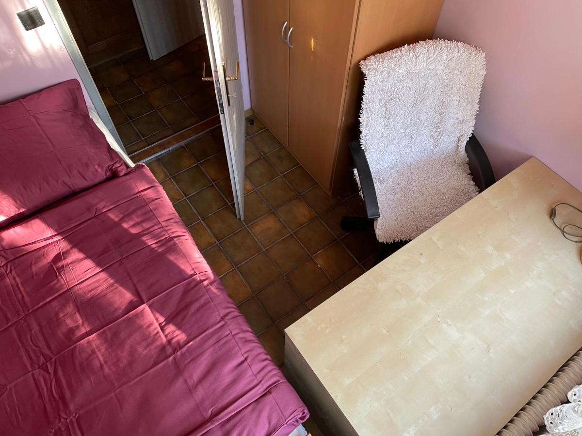 Suburb Hostel Purkersdorf Eksteriør billede