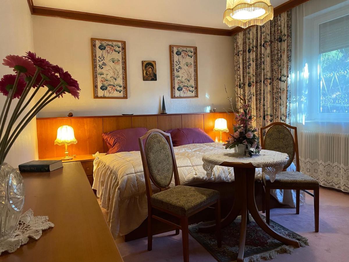 Suburb Hostel Purkersdorf Eksteriør billede